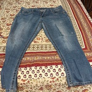 Natural reflections. Size 18